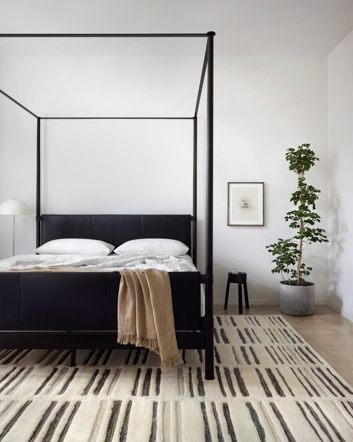 Redefine Comfort: Bennet Rug - Hand-Knotted Opulence!, With Bed