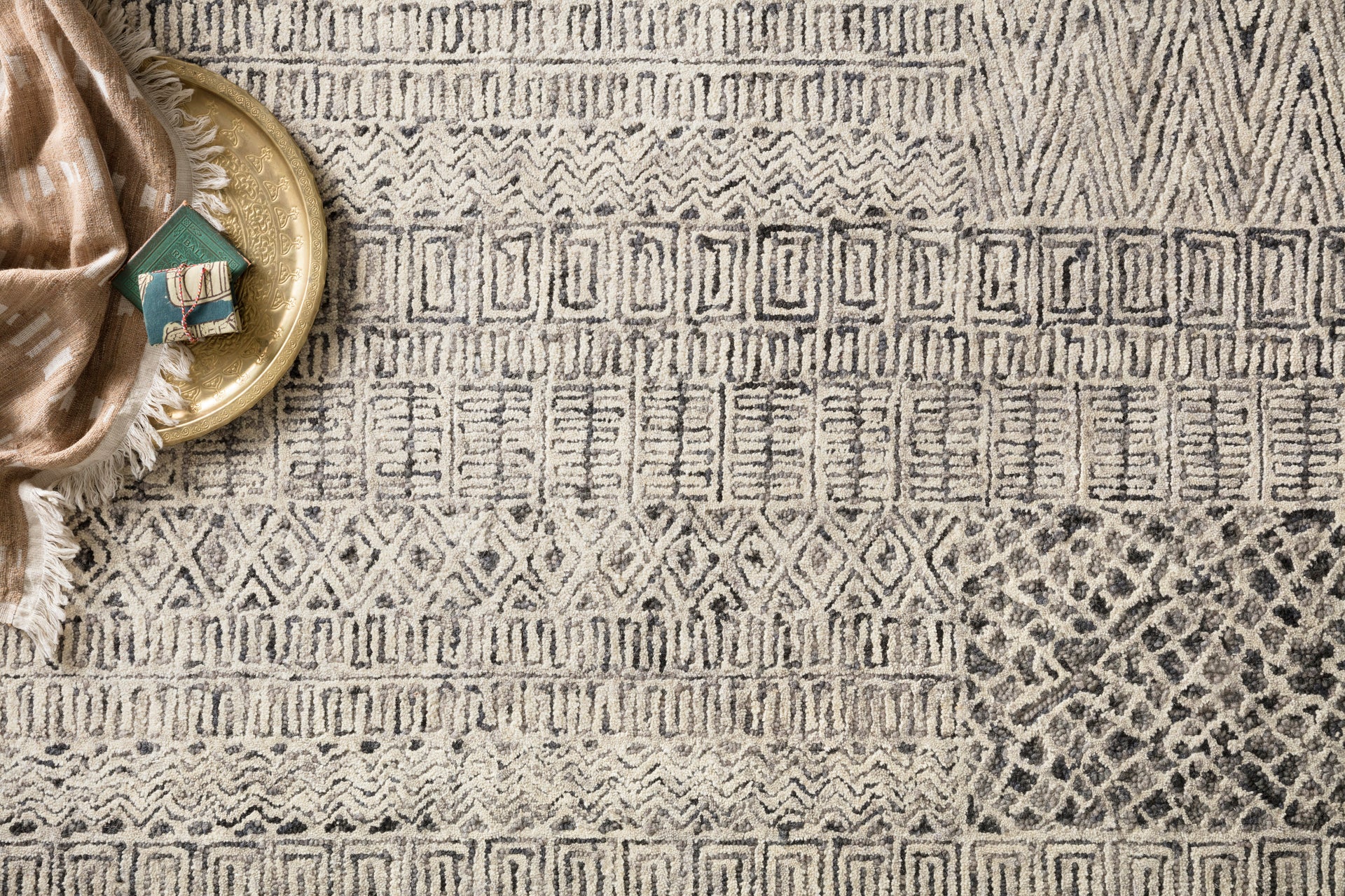 Enhance Your Home with the Peregrine Rug