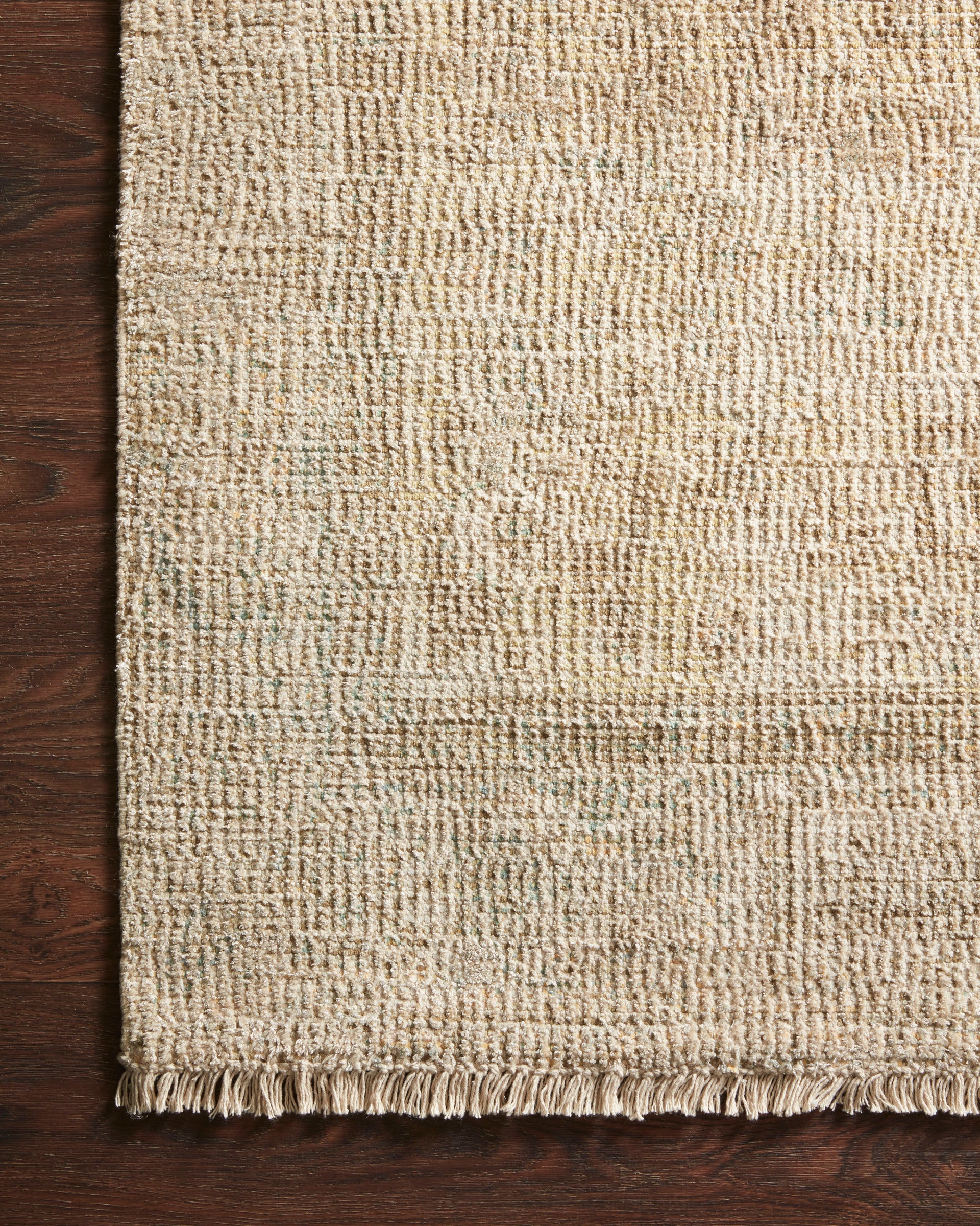 Priya IV Rug: A Perfect Blend of Timeless Elegance and Modern Craftsmanship