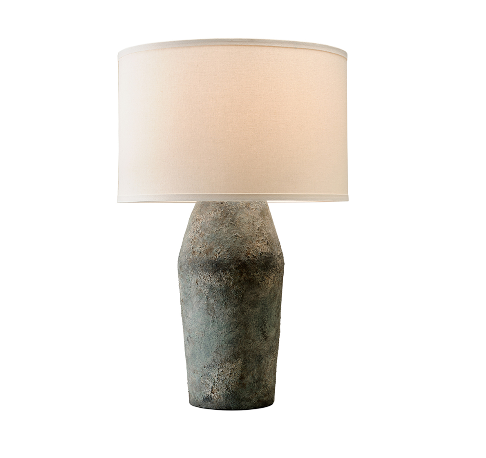 Artifact Lamp – Sculptural Design with an Earthy Elegance